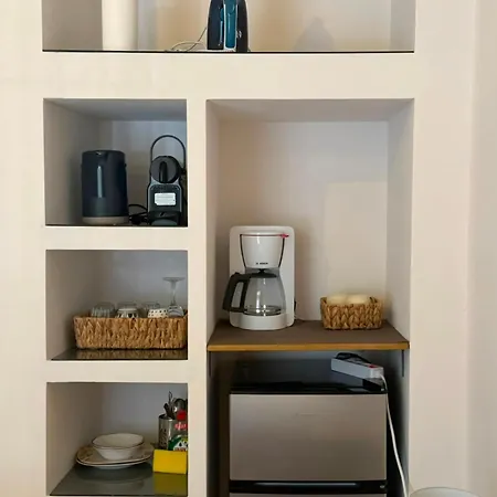 Nefeli Никиана